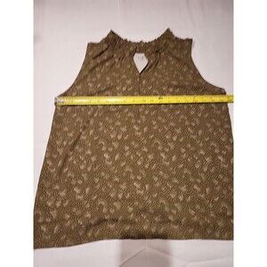 LOFT Medium Slinky Top In  Dusty Green in excellent condition